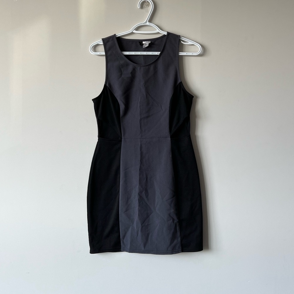 H&M | Cut Out Side BodyCon Dress